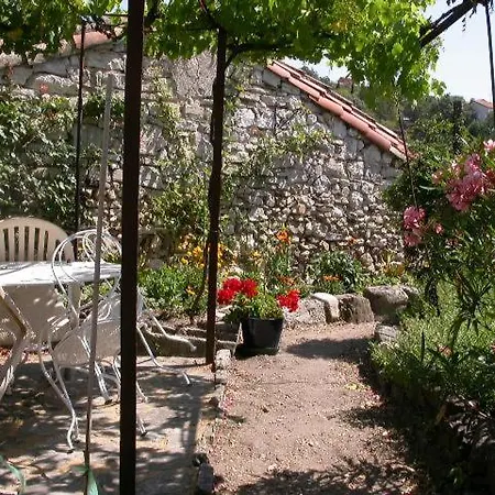 Casa de Férias Familiehus I En Landsby Ved Foden Af Cevenner-bjergene Sydfrankrig